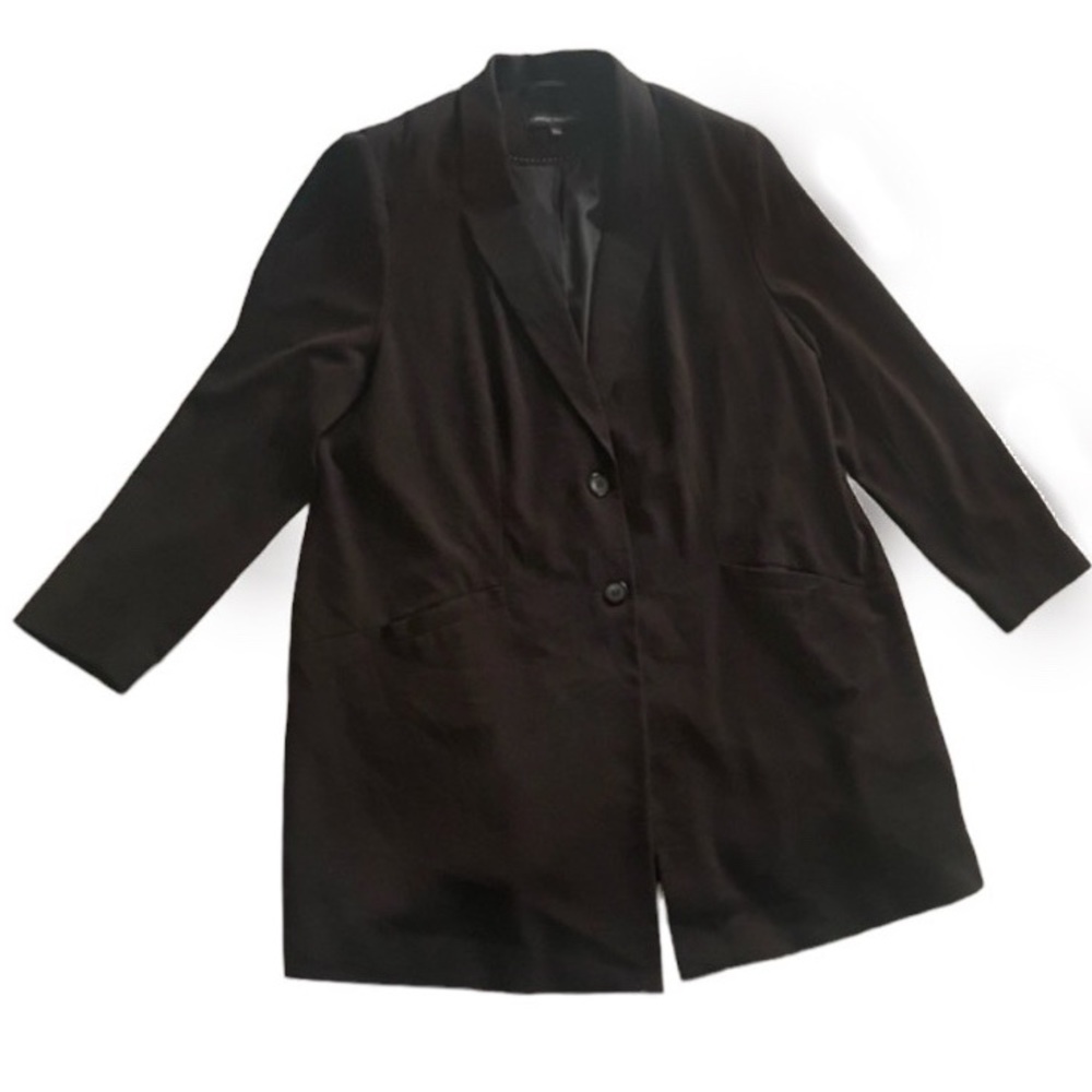 CAPSULE Classic Black Long Blazer Jacket